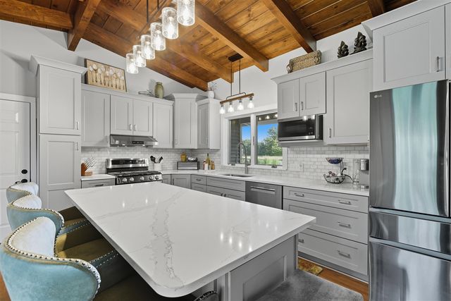 8450 W Tamarack Road, Lakeview, MI 48850