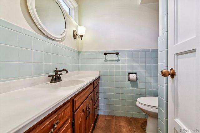 2550 S Dahlia Street, Denver, CO 80222