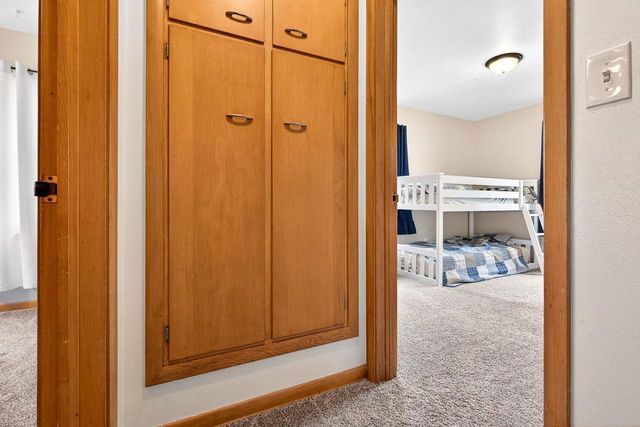 729 E MAES AVENUE, Kimberly, WI 54136