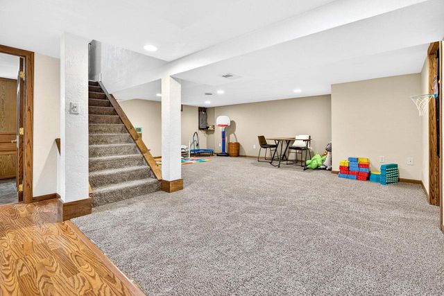 729 E MAES AVENUE, Kimberly, WI 54136