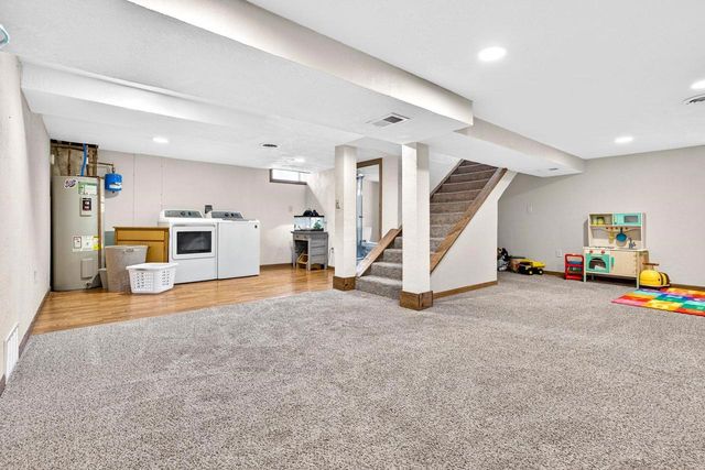 729 E MAES AVENUE, Kimberly, WI 54136