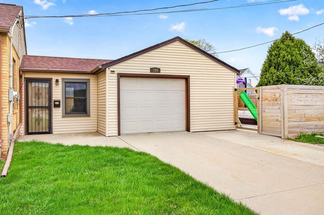 729 E MAES AVENUE, Kimberly, WI 54136