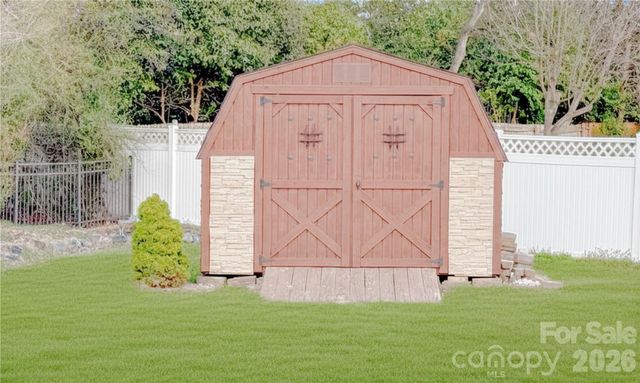 4570 Lanstone Court SW, Concord, NC 28027