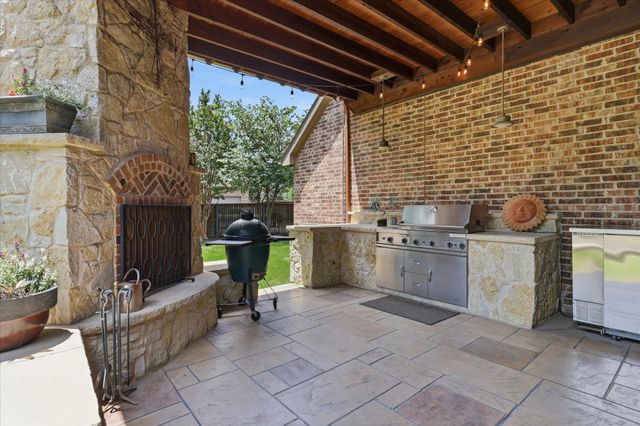 901 Foxworth Court, Allen, TX 75013