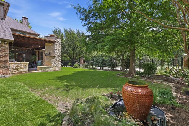 901 Foxworth Court, Allen, TX 75013
