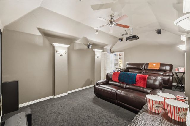 901 Foxworth Court, Allen, TX 75013