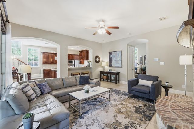 901 Foxworth Court, Allen, TX 75013