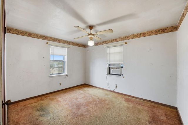 4002 W State Highway 71, La Grange, TX 78945