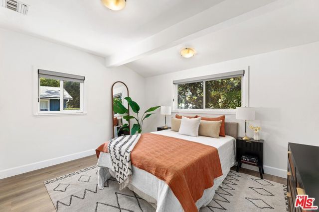 5141 Comercio Avenue, Woodland Hills (los Angeles), CA 91364