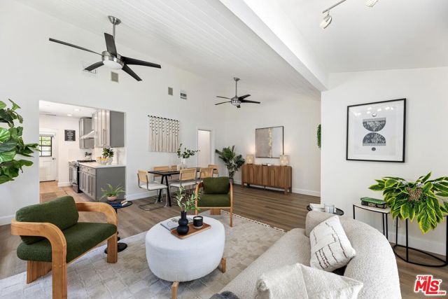 5141 Comercio Avenue, Woodland Hills (los Angeles), CA 91364