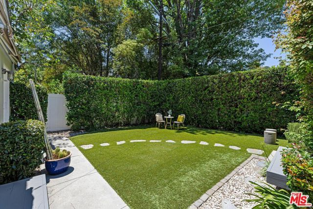 5141 Comercio Avenue, Woodland Hills (los Angeles), CA 91364