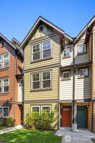 7174 27th Avenue SW, Seattle, WA 98106