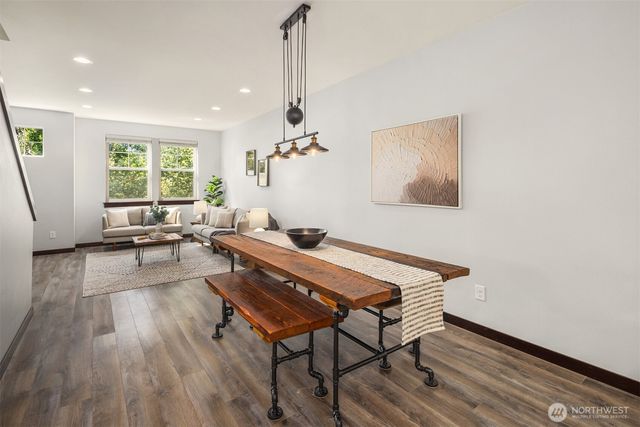 7174 27th Avenue SW, Seattle, WA 98106