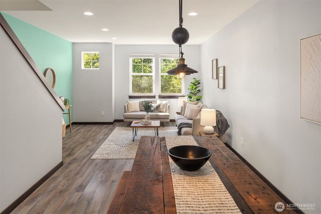 7174 27th Avenue SW, Seattle, WA 98106