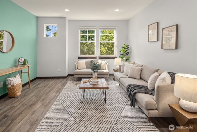 7174 27th Avenue SW, Seattle, WA 98106