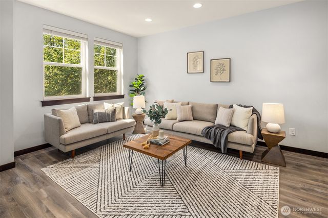 7174 27th Avenue SW, Seattle, WA 98106
