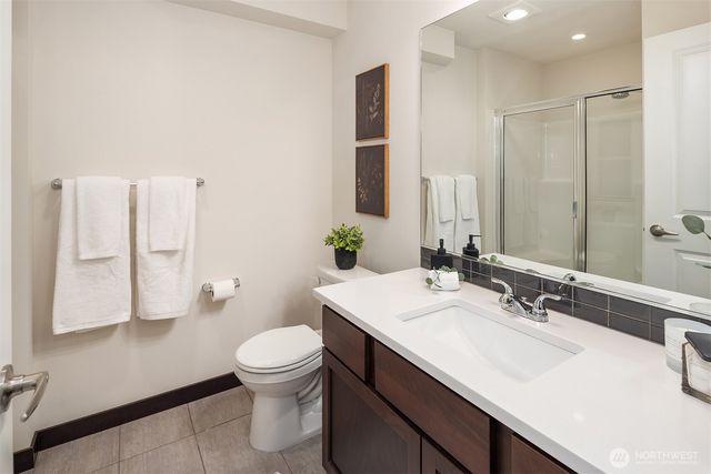 7174 27th Avenue SW, Seattle, WA 98106