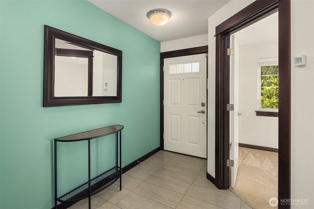 7174 27th Avenue SW, Seattle, WA 98106