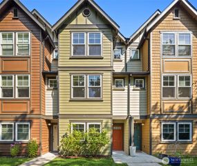 7174 27th Avenue SW, Seattle, WA 98106