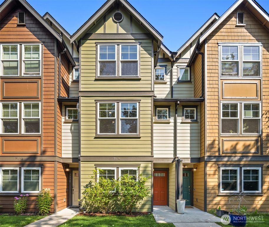7174 27th Avenue SW, Seattle, WA 98106