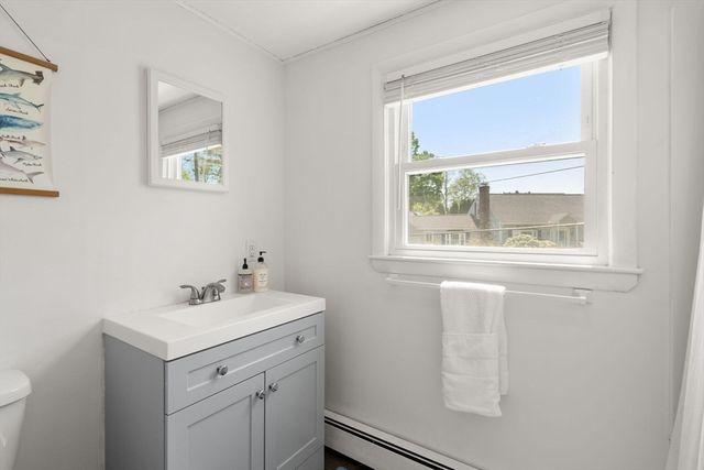 21 Randall Rd, Maynard, MA 01754