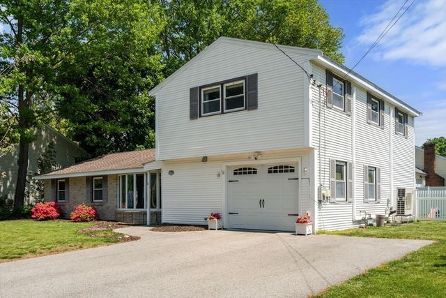 21 Randall Rd, Maynard, MA 01754