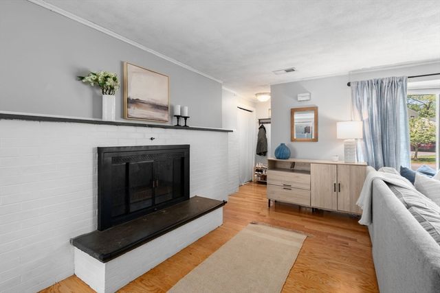 21 Randall Rd, Maynard, MA 01754