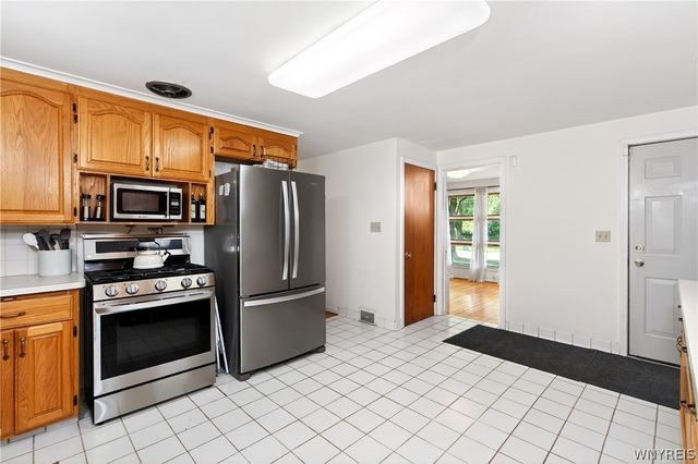 114 Euclid Avenue, Hamburg, NY 14075