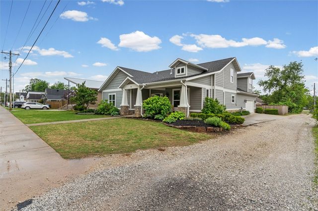 405 NW C Street, Bentonville, AR 72712