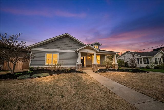 405 NW C Street, Bentonville, AR 72712