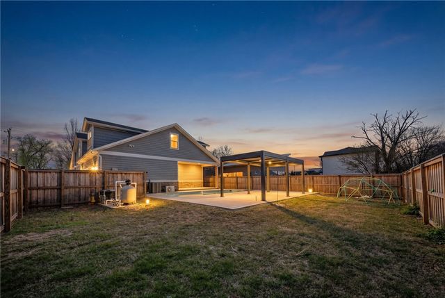 405 NW C Street, Bentonville, AR 72712