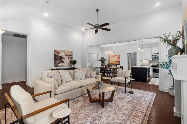 405 NW C Street, Bentonville, AR 72712