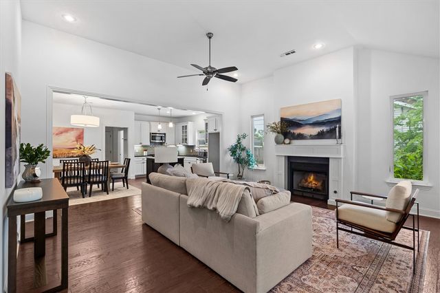 405 NW C Street, Bentonville, AR 72712