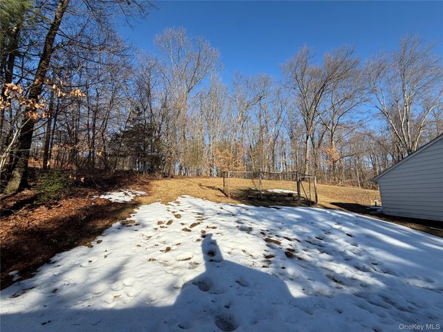 15 Dugan, Hopewell Junction, NY 12533