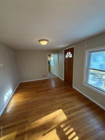 15 Dugan, Hopewell Junction, NY 12533