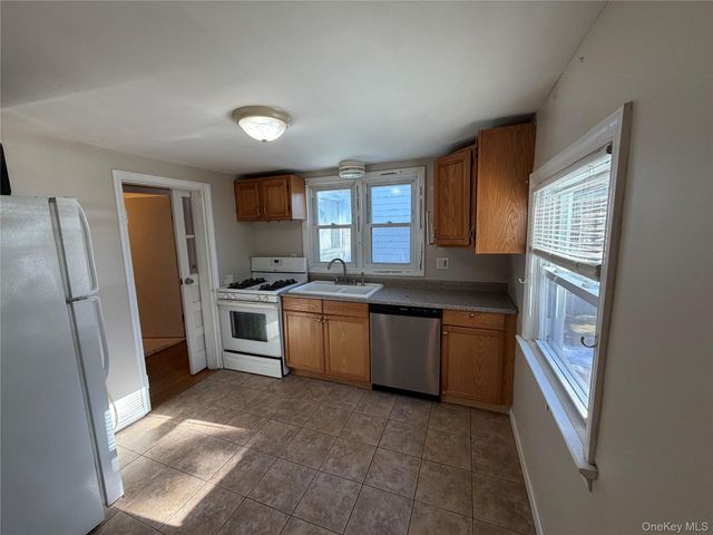 15 Dugan, Hopewell Junction, NY 12533