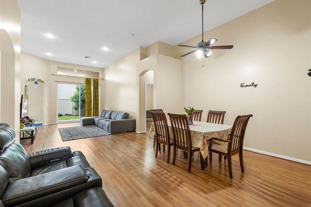 10720 Oak Bend Way, Wellington, FL 33414