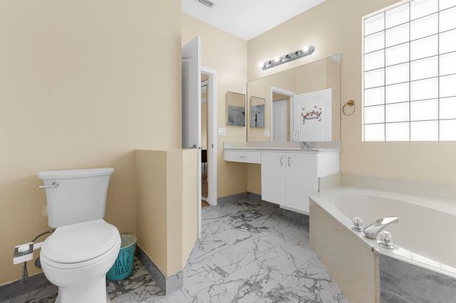 10720 Oak Bend Way, Wellington, FL 33414