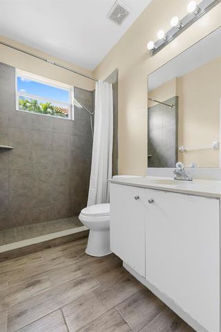 10720 Oak Bend Way, Wellington, FL 33414