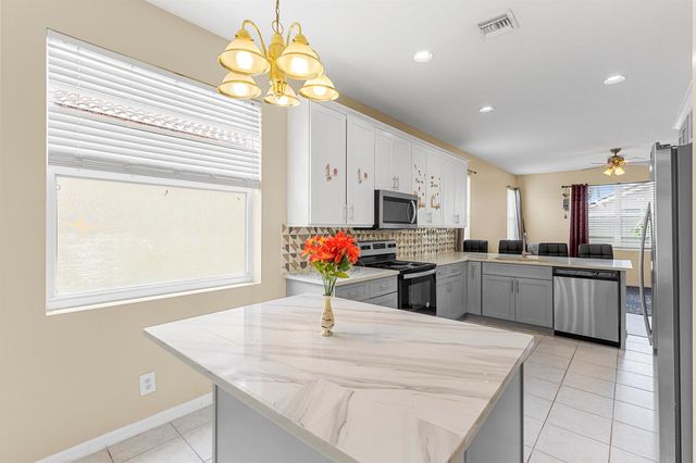 10720 Oak Bend Way, Wellington, FL 33414