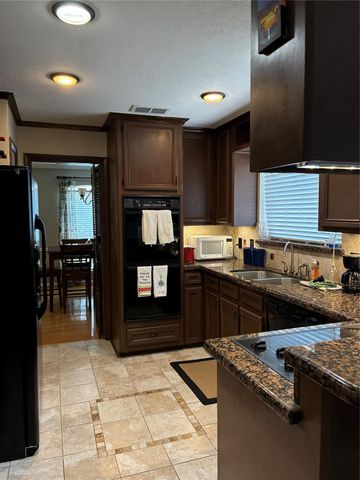 8810 Covent Garden Street, Houston, TX 77031