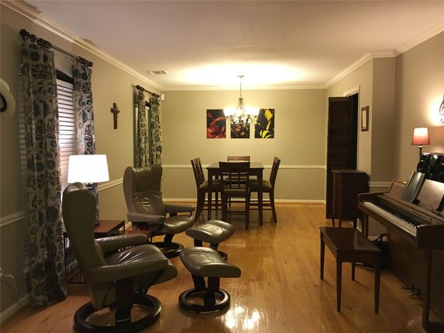 8810 Covent Garden Street, Houston, TX 77031