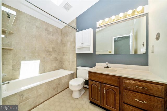 8286 WATERSIDE CT, Frederick, MD 21701