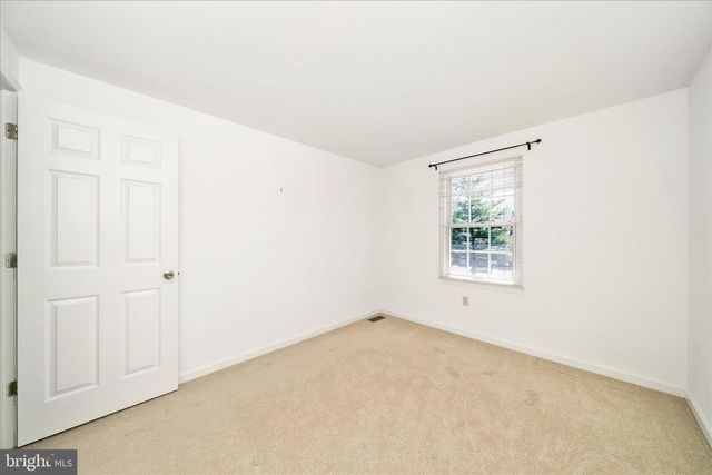 8286 WATERSIDE CT, Frederick, MD 21701