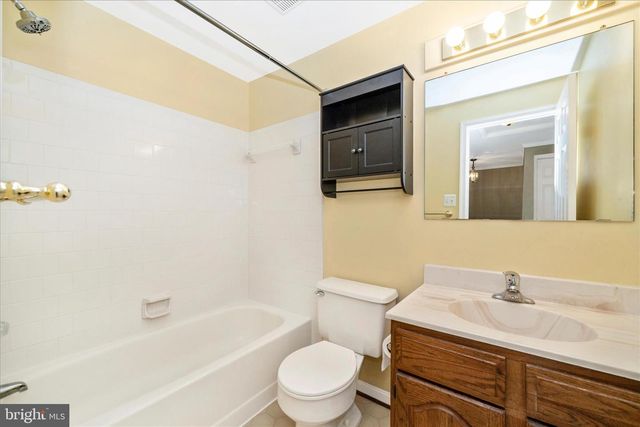 8286 WATERSIDE CT, Frederick, MD 21701