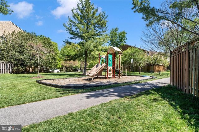 8286 WATERSIDE CT, Frederick, MD 21701