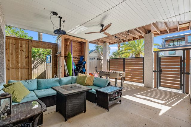 106 E St, St Augustine, FL 32080