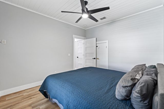 106 E St, St Augustine, FL 32080