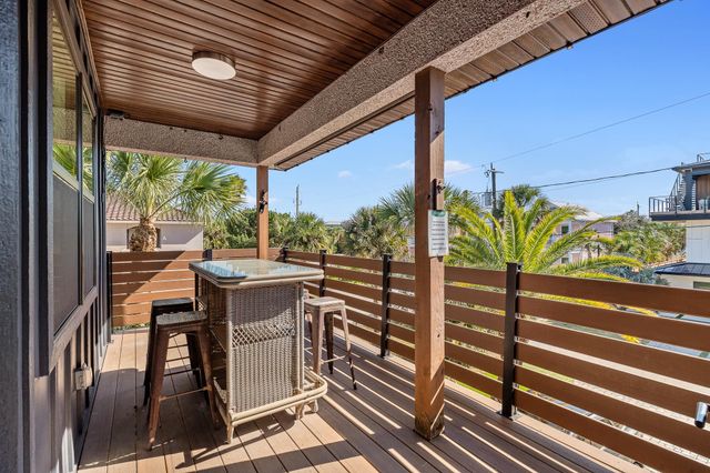 106 E St, St Augustine, FL 32080