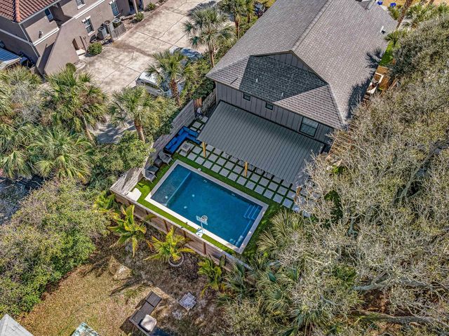 106 E St, St Augustine, FL 32080